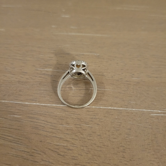 Sterling Silver Ring - Picture 7 of 14